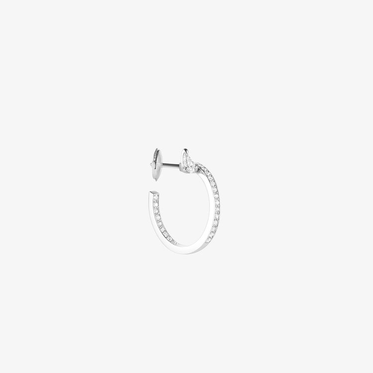 Serti sur Vide hoop earring set with 1 diamond