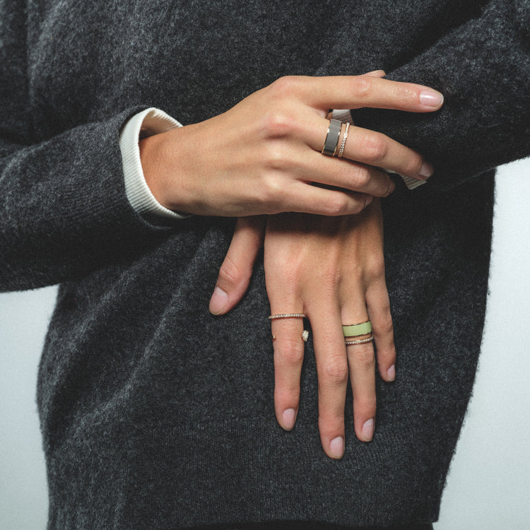 Berbere Chromatic Taupe lacquer ring