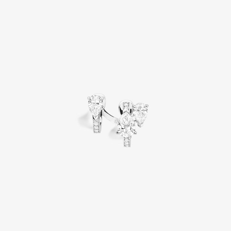 Serti sur Vide earring in white gold with 3 pear cut diamonds